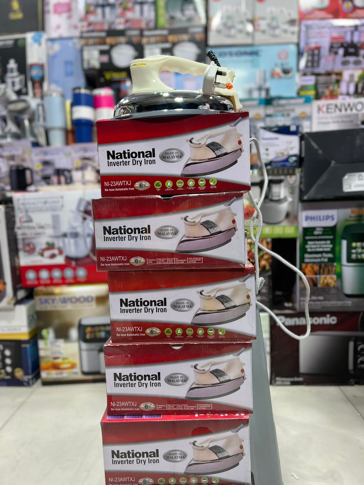 National Automatic Gold Iron 1000W | Japanese Heavy Duty Dry Iron | Non-Stick Gold Plated Soleplate