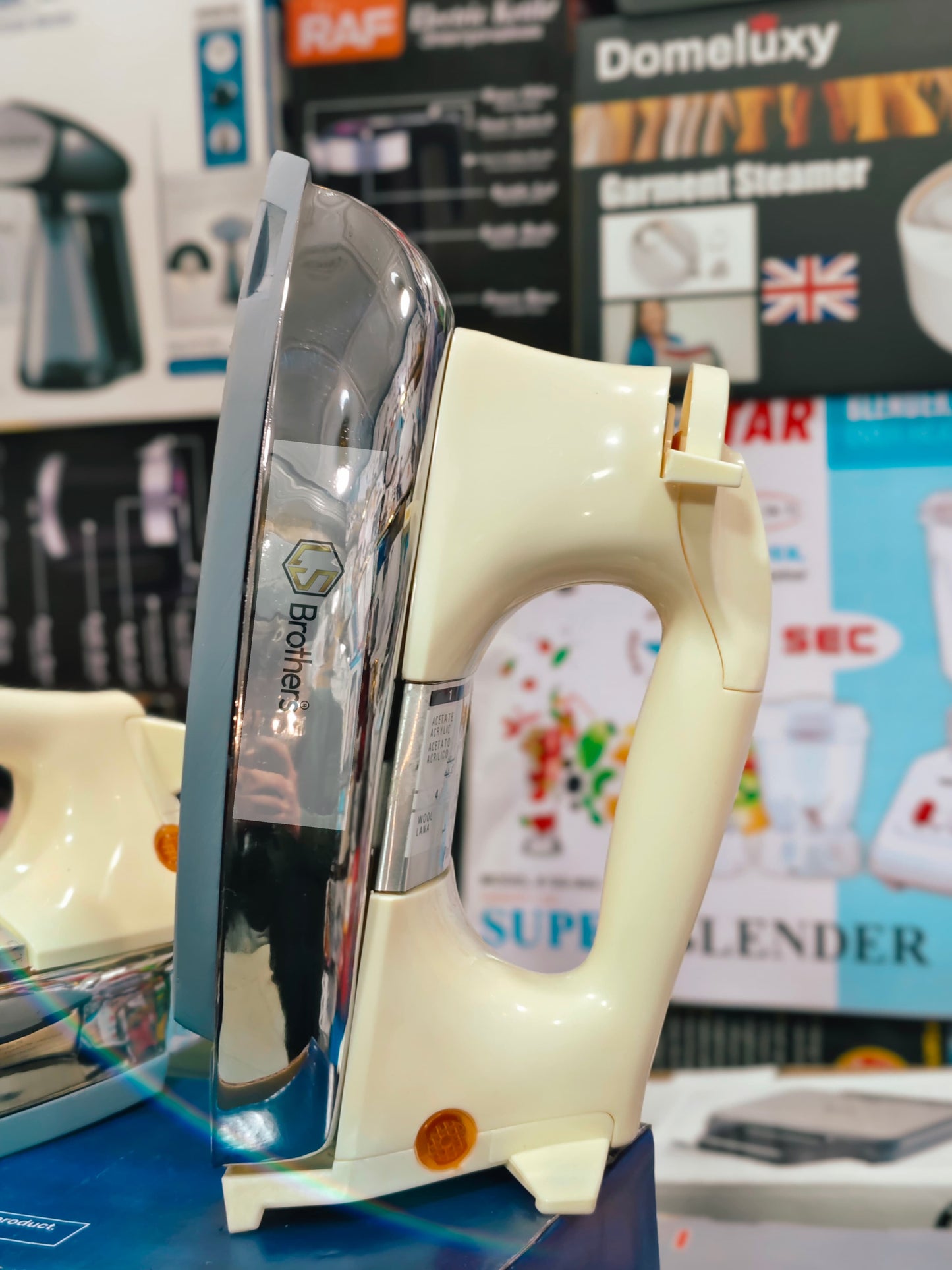 Panasonic De-Luxe Automatic Dry Iron – Heavy Press, Non-Stick Soleplate